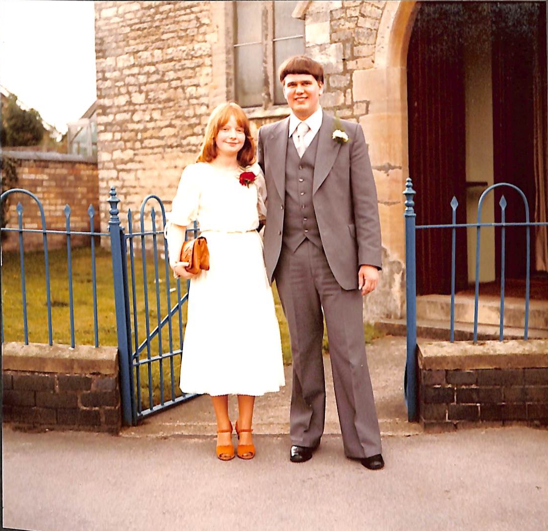 1979-08-11 Professional Wedding Photo Album0003.jpg